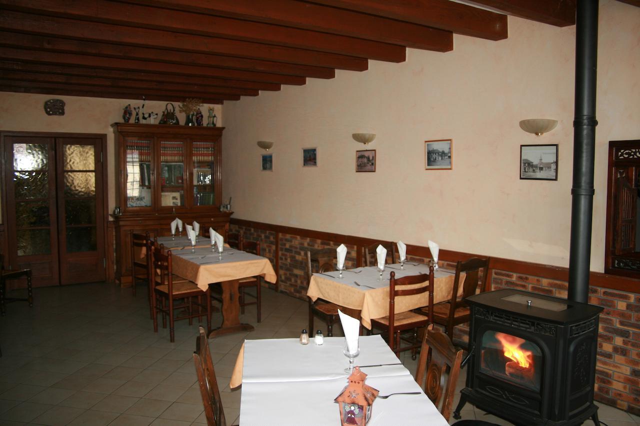 Auberge Saint Martin ภายนอก รูปภาพ